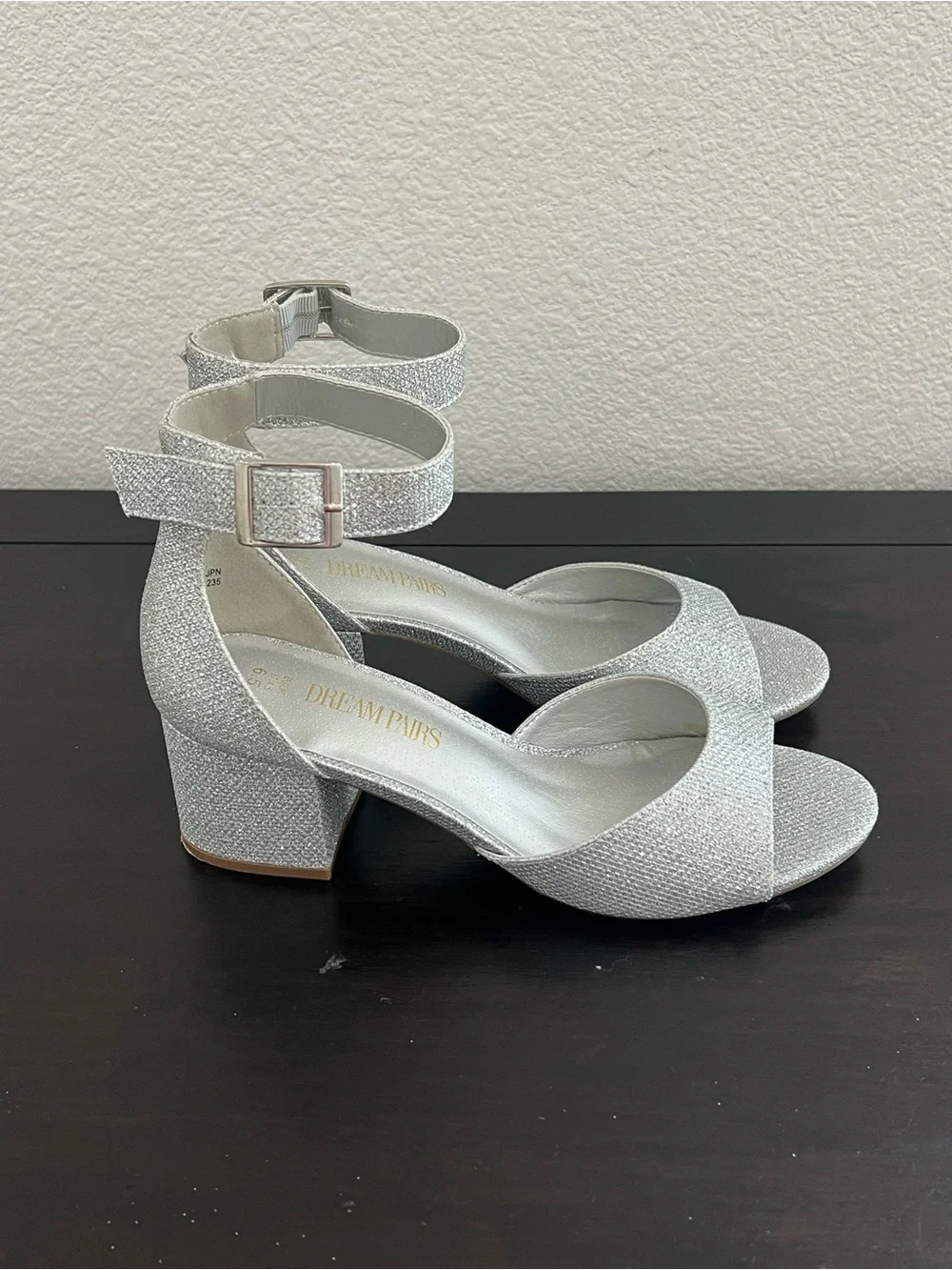 Dream Pairs Glitter Block Heel Ankle-Strap Sandals in Silver Size 6 1/2